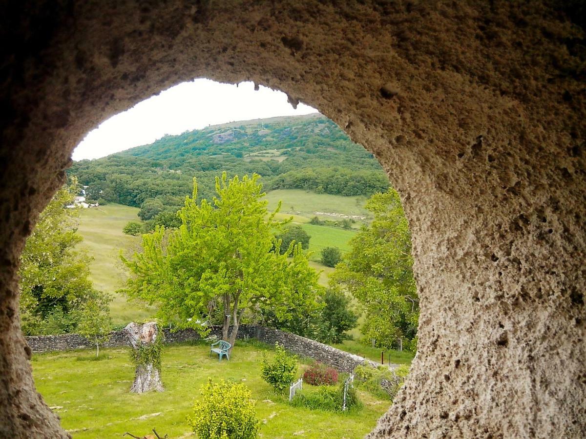 Il était une Soie... Hotel Saint-Vincent-de-Barres Esterno foto